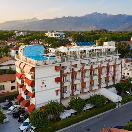 Hotel Nuova Sabrina Marina di Pietrasanta Exterior photo